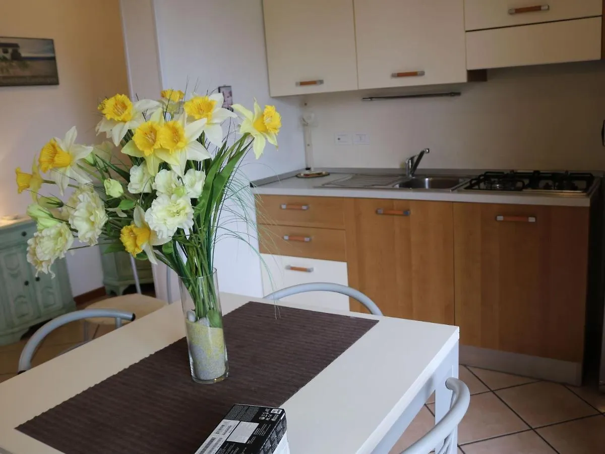 Holiday Home With Nicely Decorated Interior Near Lake Garda Lazise