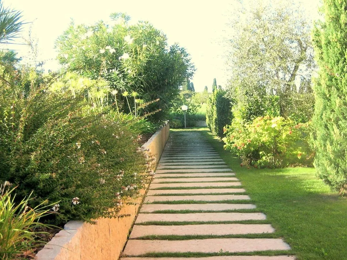 Holiday Home With Nicely Decorated Interior Near Lake Garda Lazise