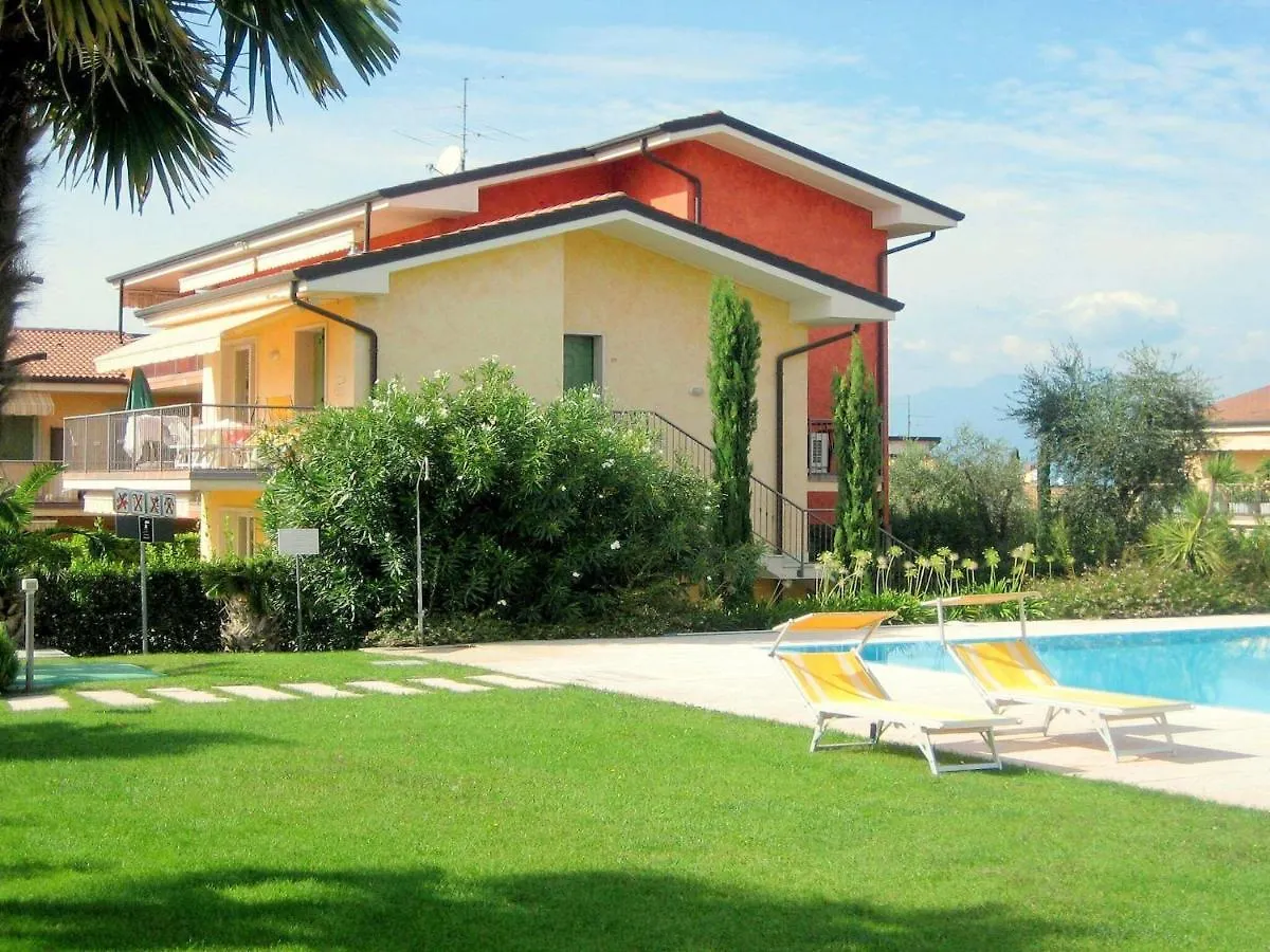 Holiday Home With Nicely Decorated Interior Near Lake Garda Lazise