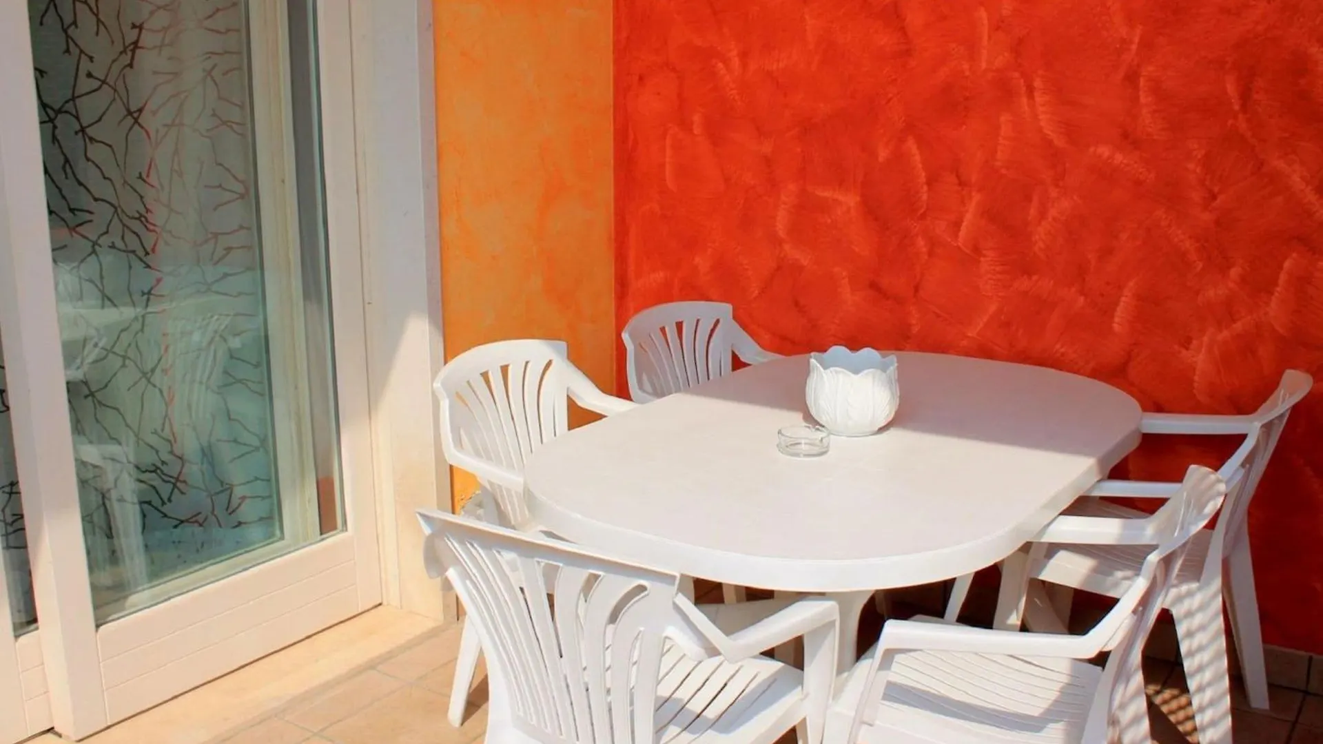 Holiday Home With Nicely Decorated Interior Near Lake Garda Lazise Italy