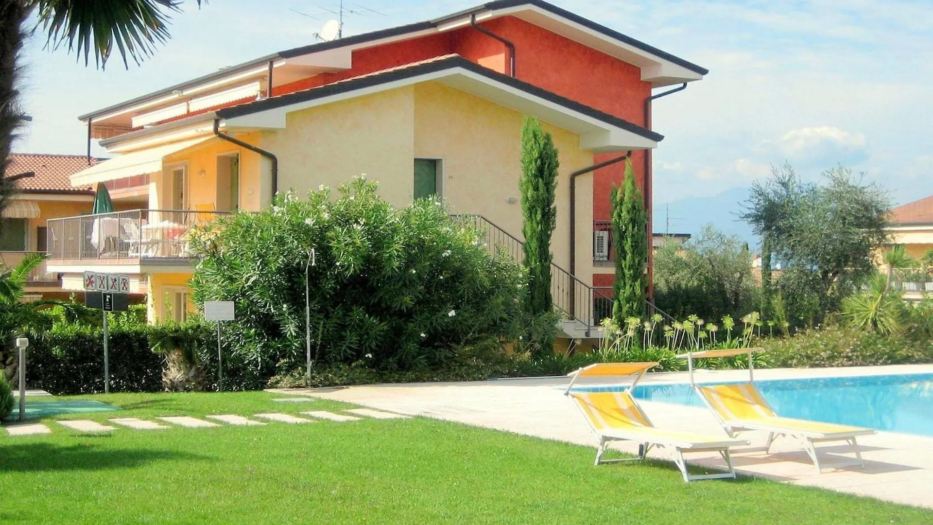 Holiday Home With Nicely Decorated Interior Near Lake Garda Lazise