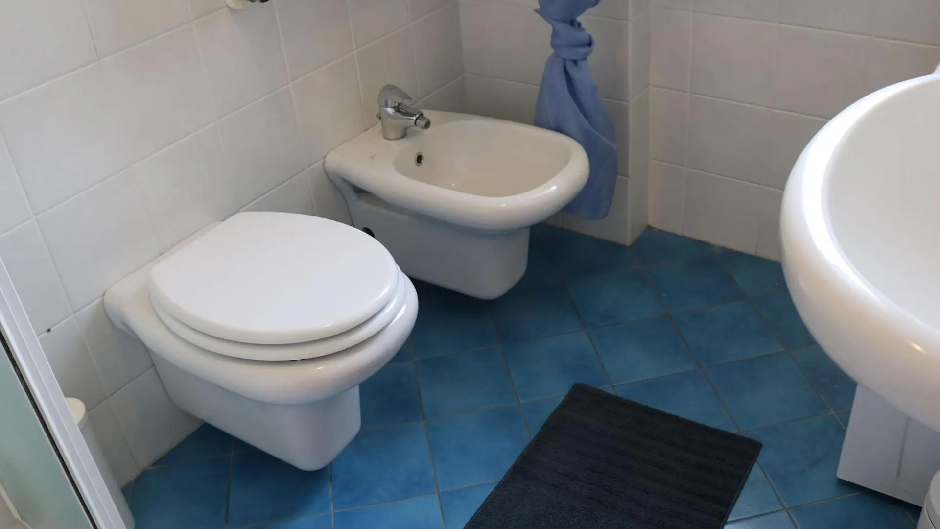 Holiday Home With Nicely Decorated Interior Near Lake Garda Lazise