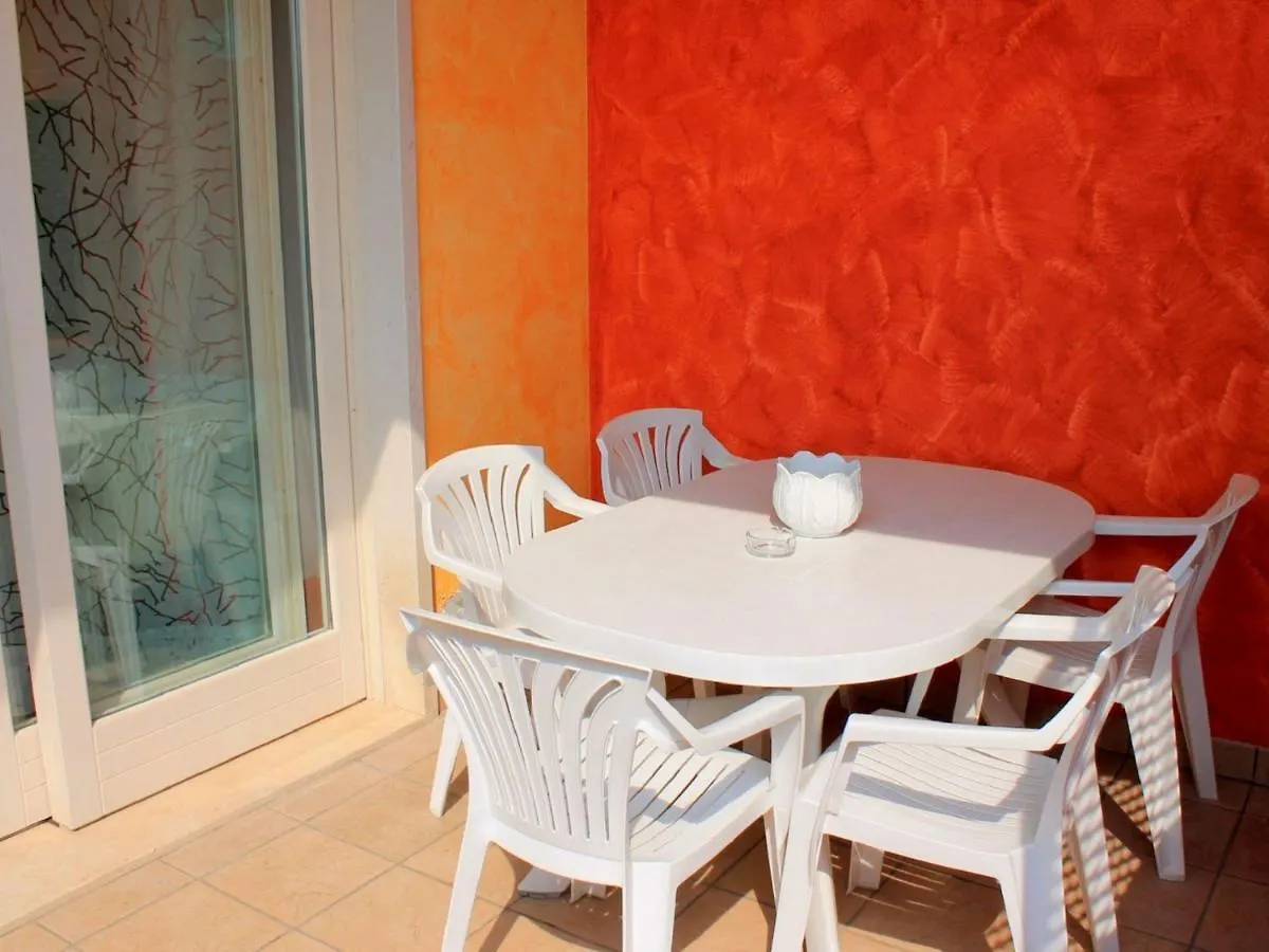 Holiday Home With Nicely Decorated Interior Near Lake Garda Lazise 0*,