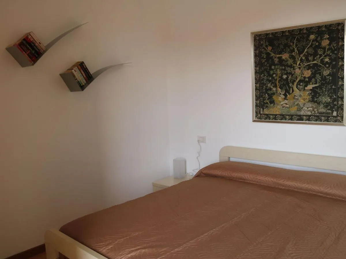 Holiday Home With Nicely Decorated Interior Near Lake Garda Lazise 0*,