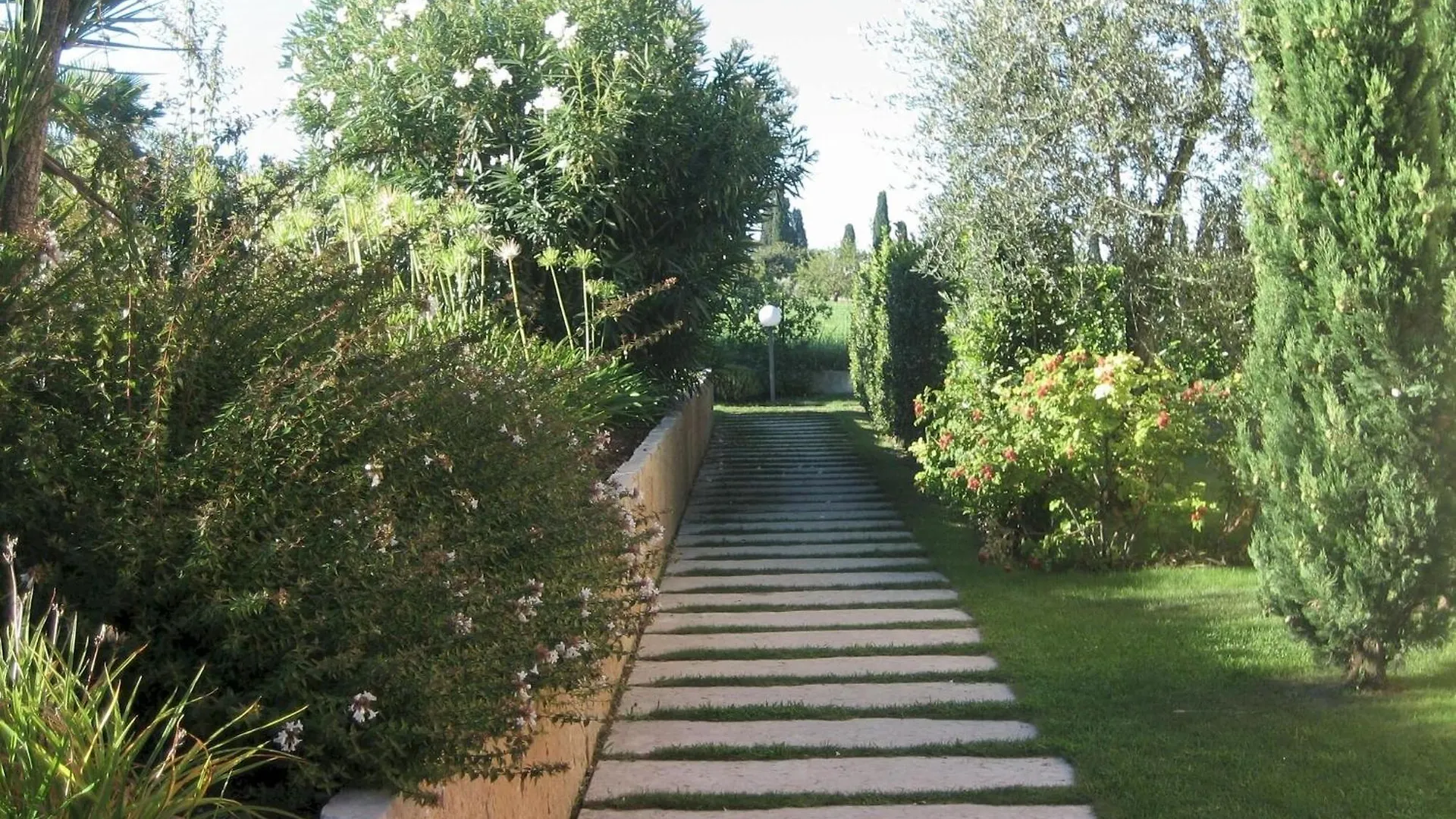 Holiday Home With Nicely Decorated Interior Near Lake Garda Lazise 0*,