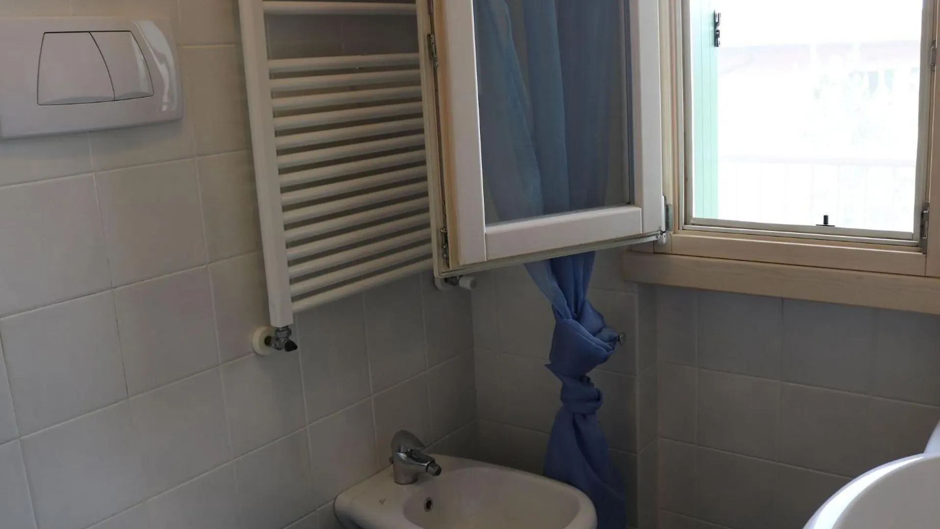 Holiday Home With Nicely Decorated Interior Near Lake Garda Lazise 0*,  Italy